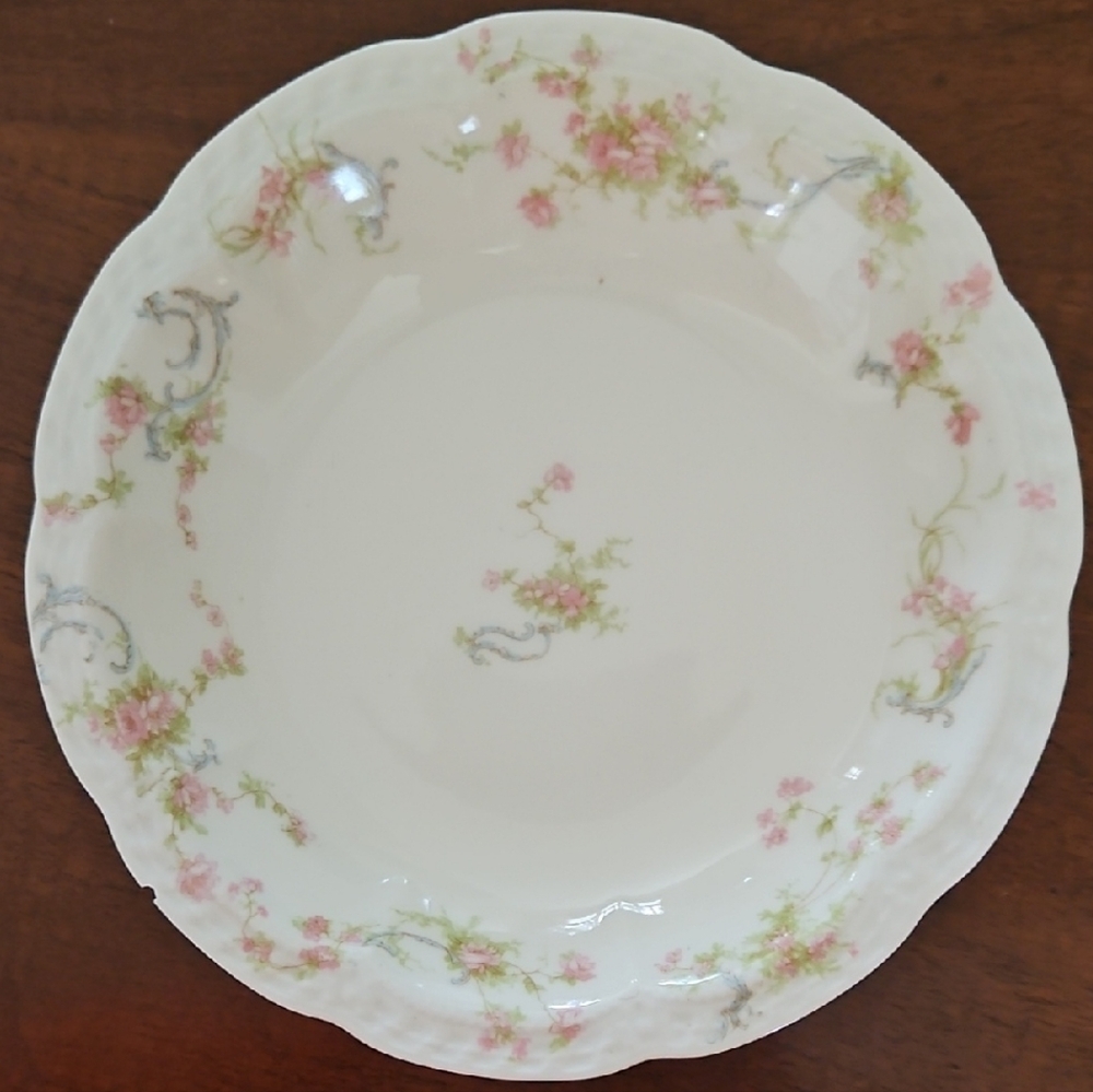Antique Haviland Limoges Rimmed Bowl